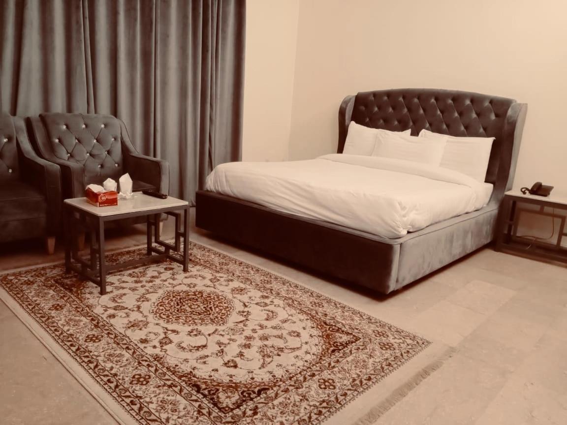 Hotel Blue Moon Residency Islamabad Zewnętrze zdjęcie