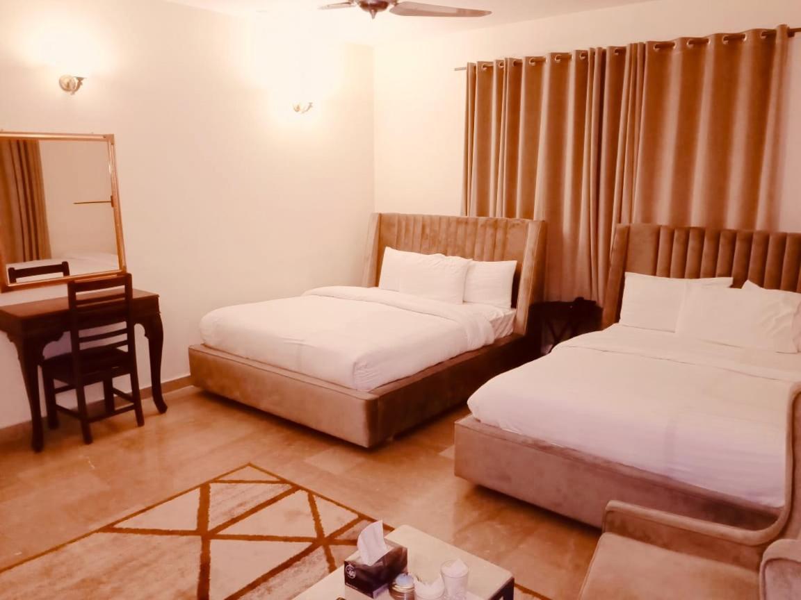 Hotel Blue Moon Residency Islamabad Zewnętrze zdjęcie